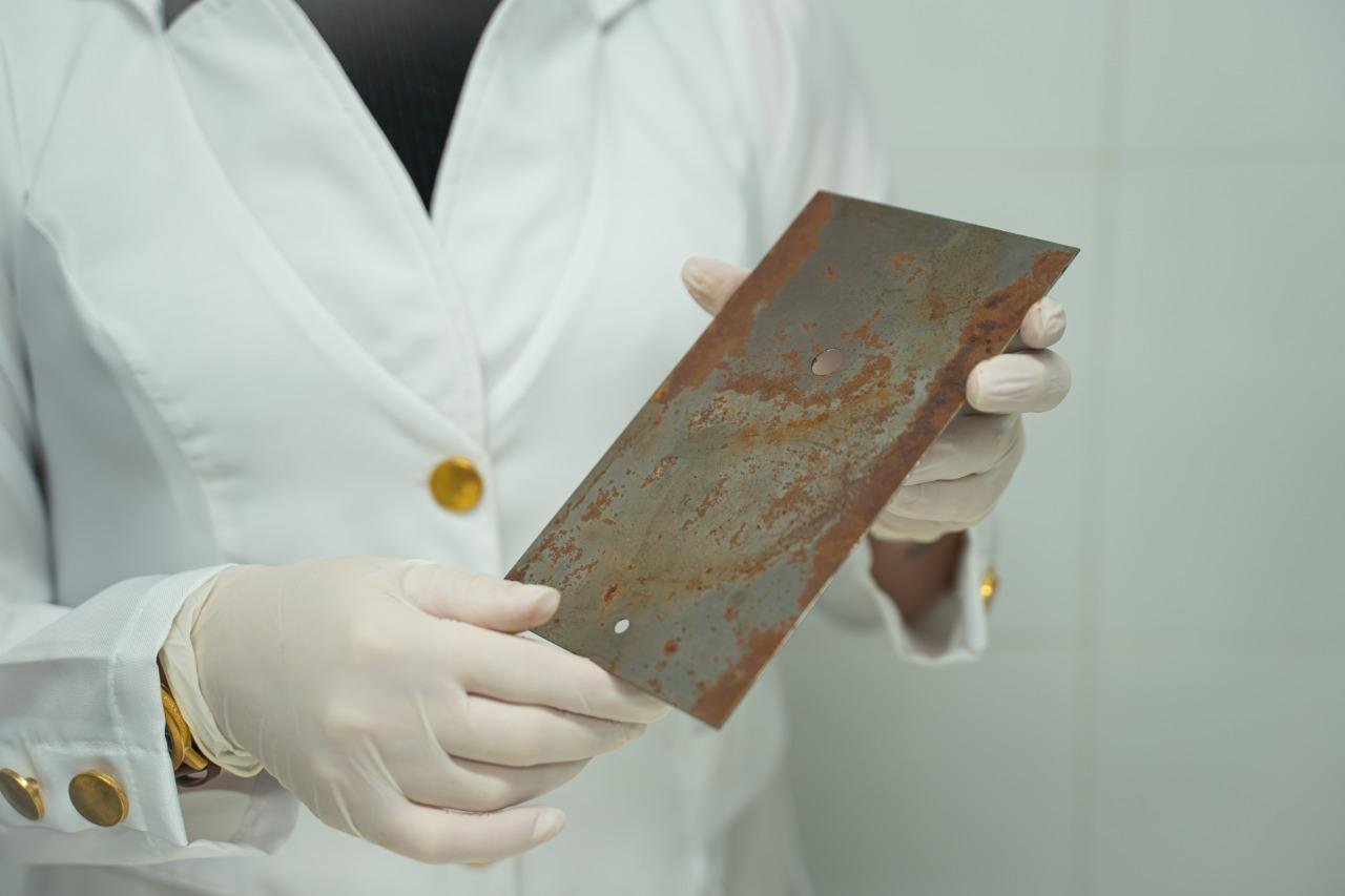 Cientista em laboratório
